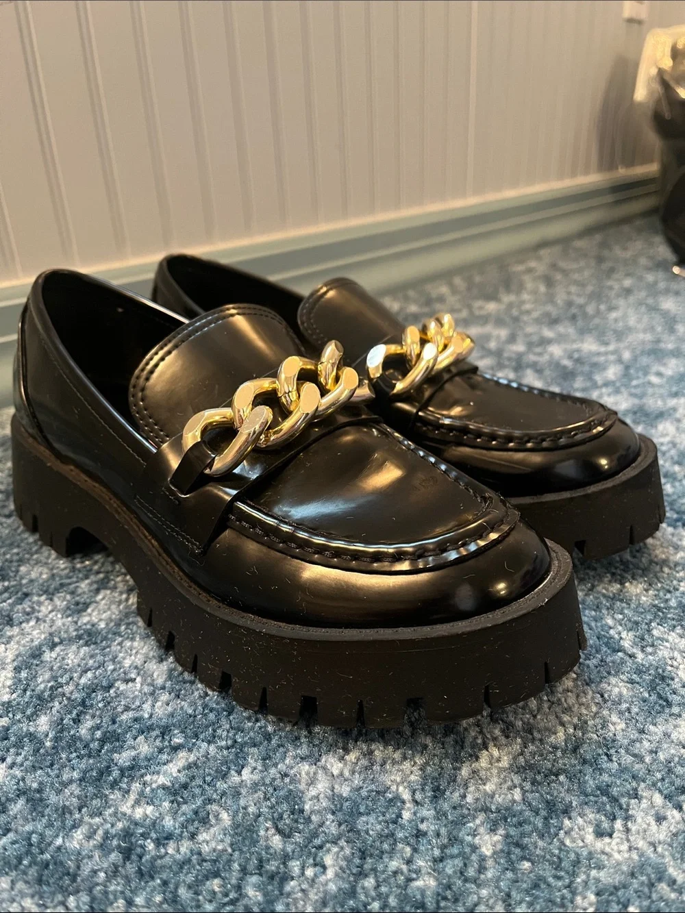 GUESS Black Platform Chain Loafers Chunky Lug Sole Slip On Shoes 7